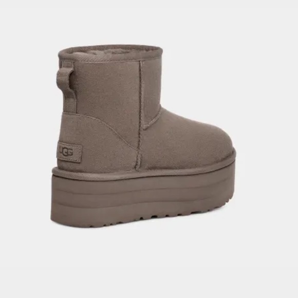 Ugg Mini Platform Boot - Picture 3 of 15